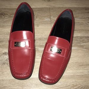 Coach women’s loafers, almost new condition.